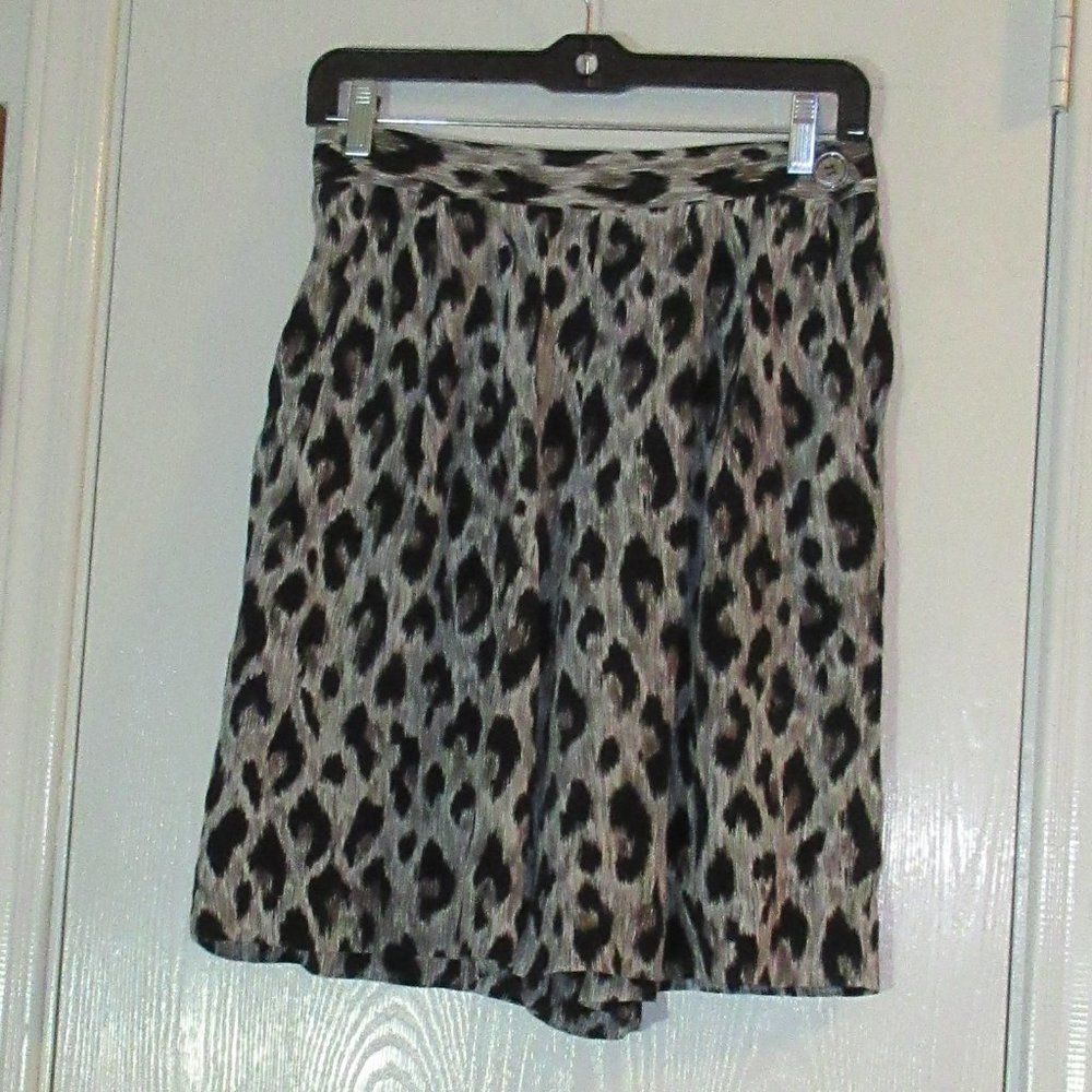 PERRY ELLIS Animal Print Silk Skort Size 10